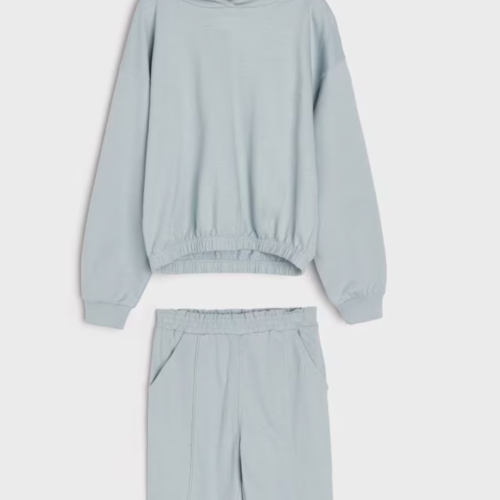 Blue Cozy Set (Sweatshirt + Pants), Size XS, Perfect for Home or Outdoors